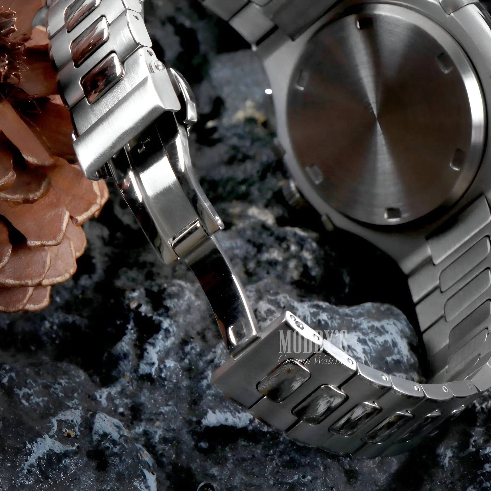 Nautiko | Metallic Green