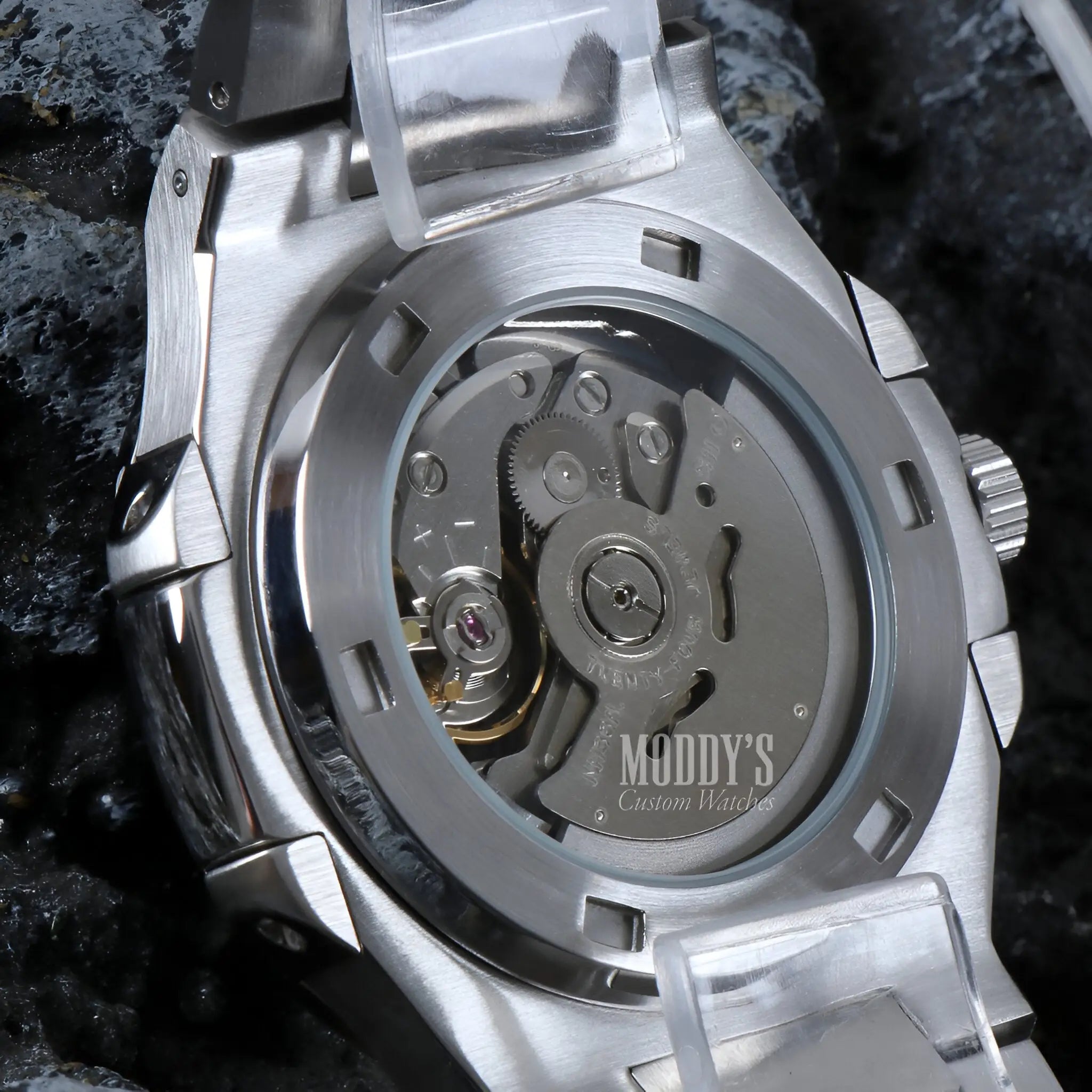 Nautiko | Olive Green Open Movement