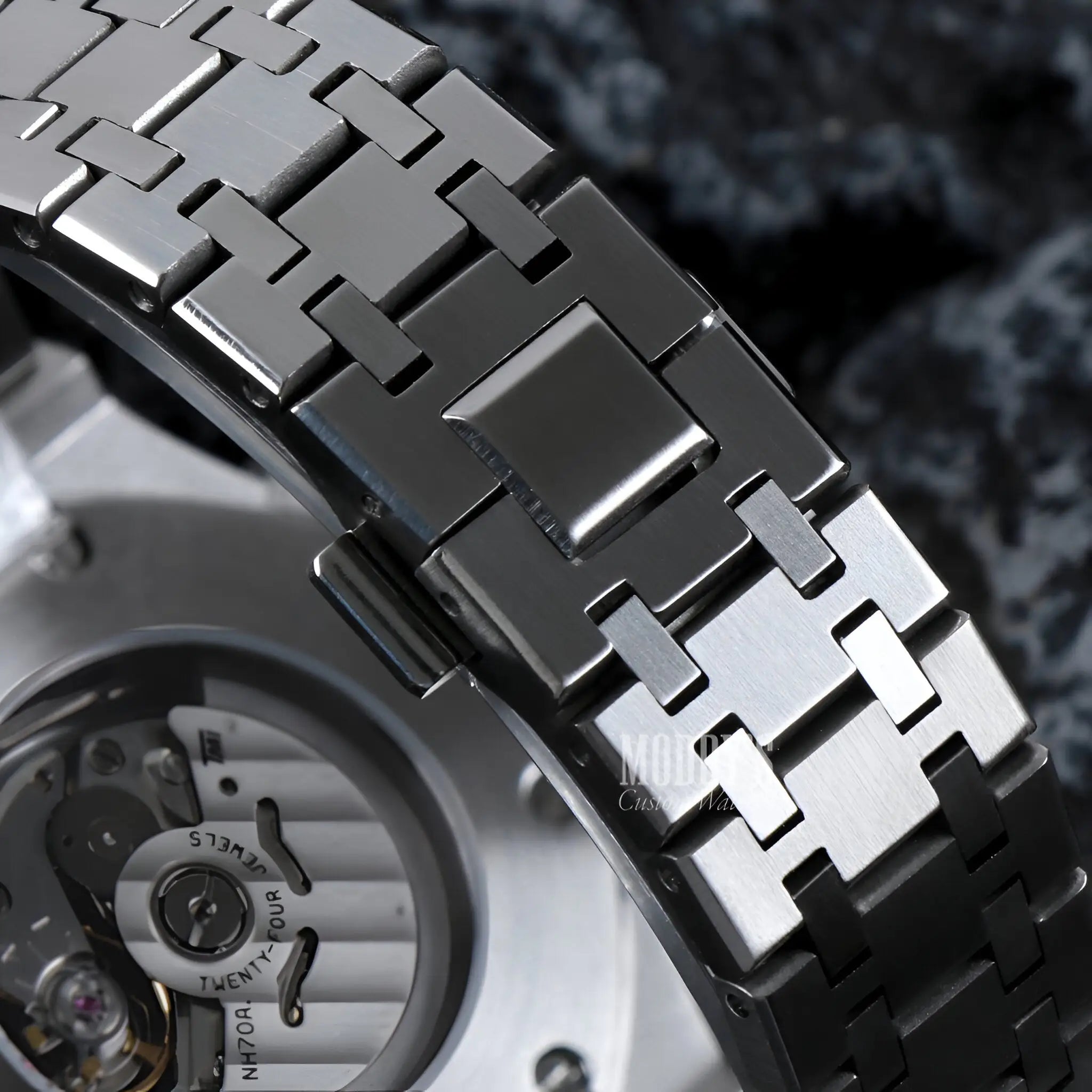 Royal Seikoak | Skeleton