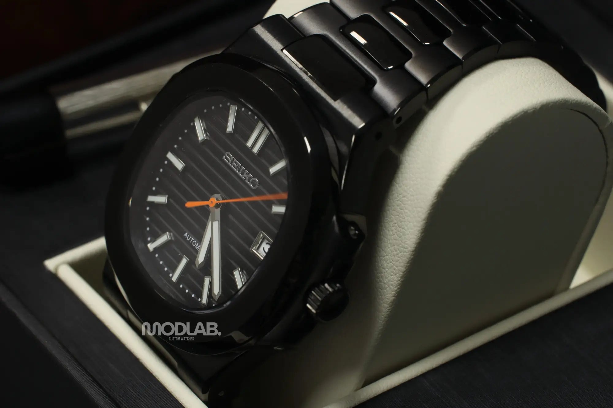 Nautiko | Black - Nautilus