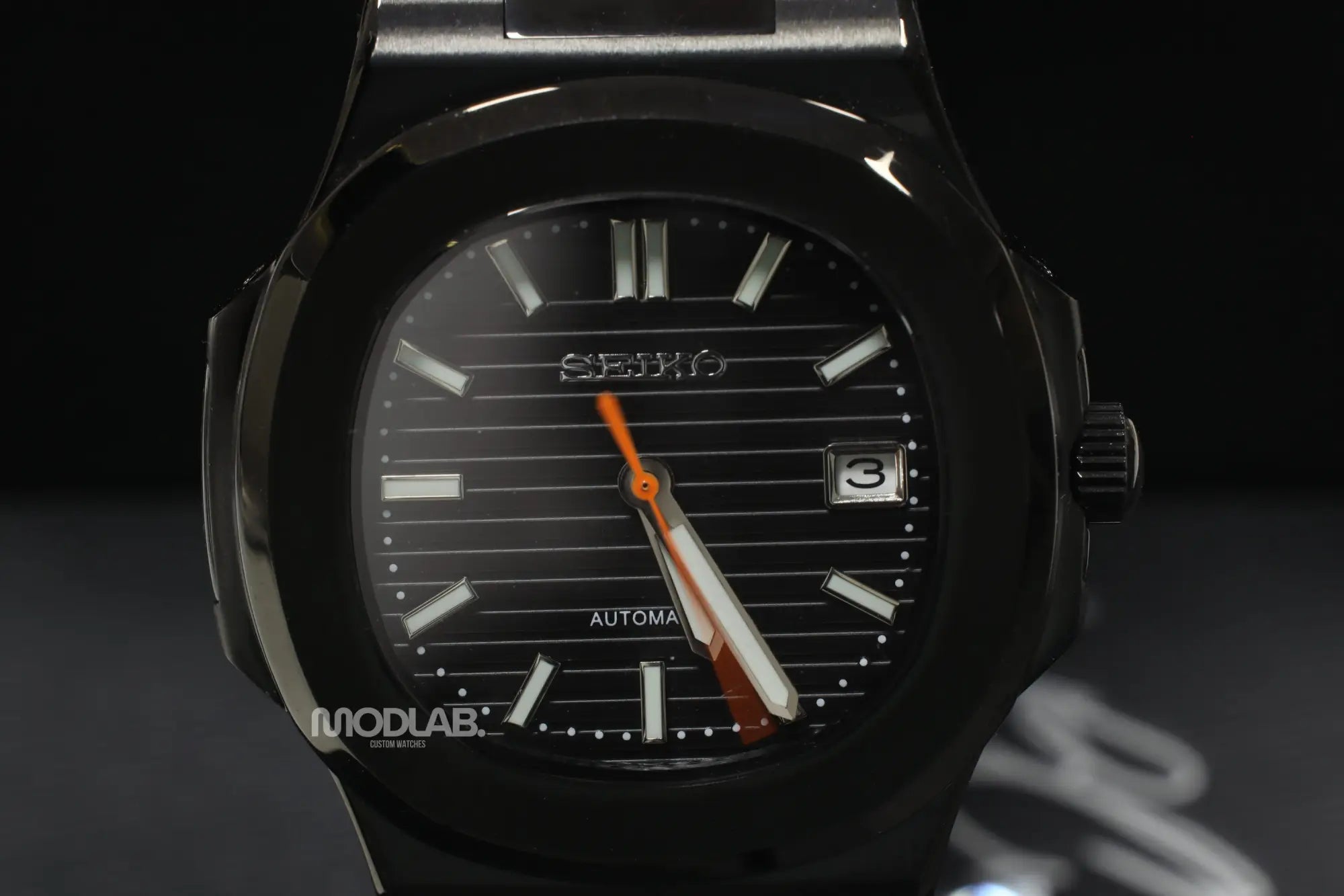 Nautiko | Black - Nautilus