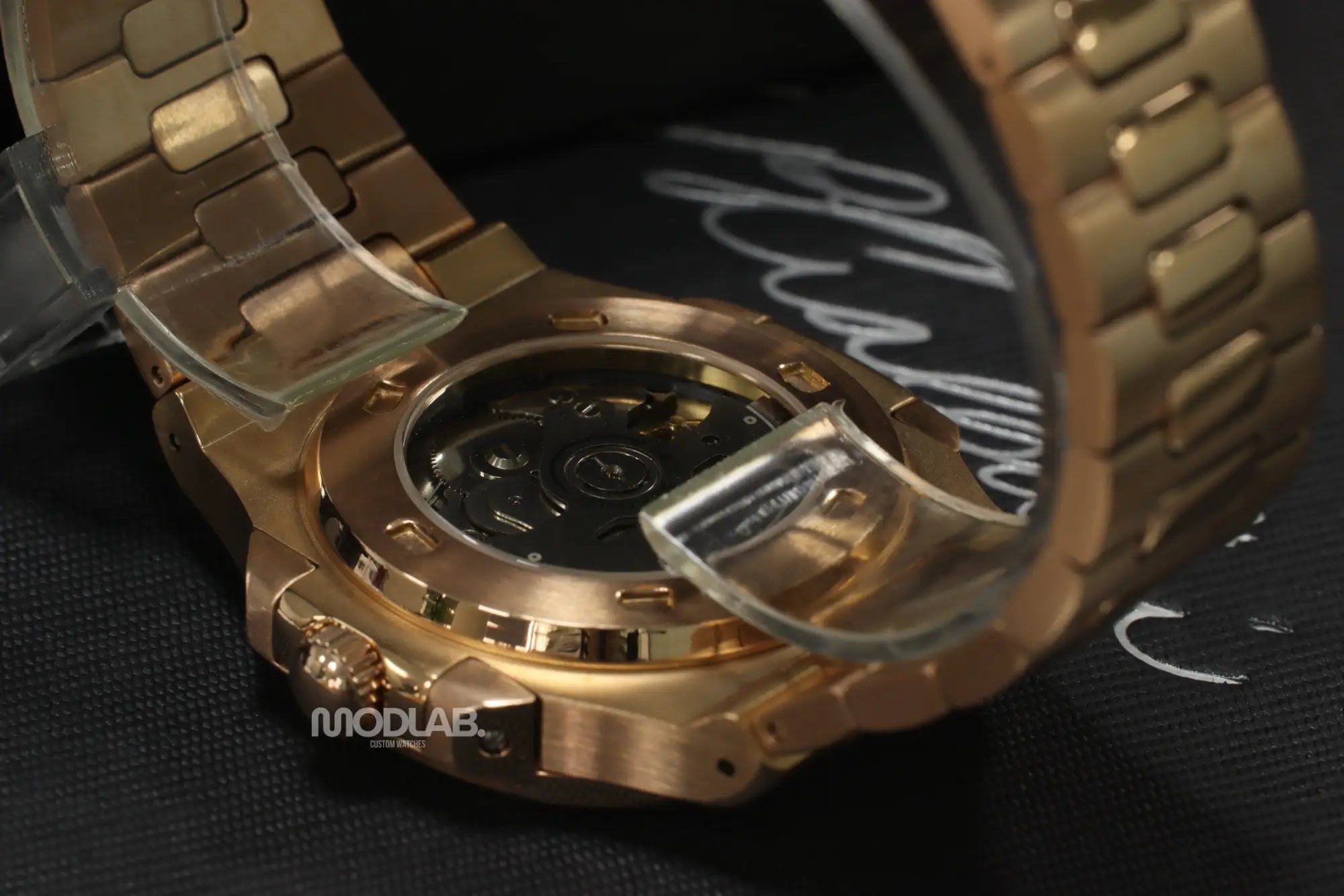 Nautiko | Rose Gold Chocolate Open Heart - Nautilus