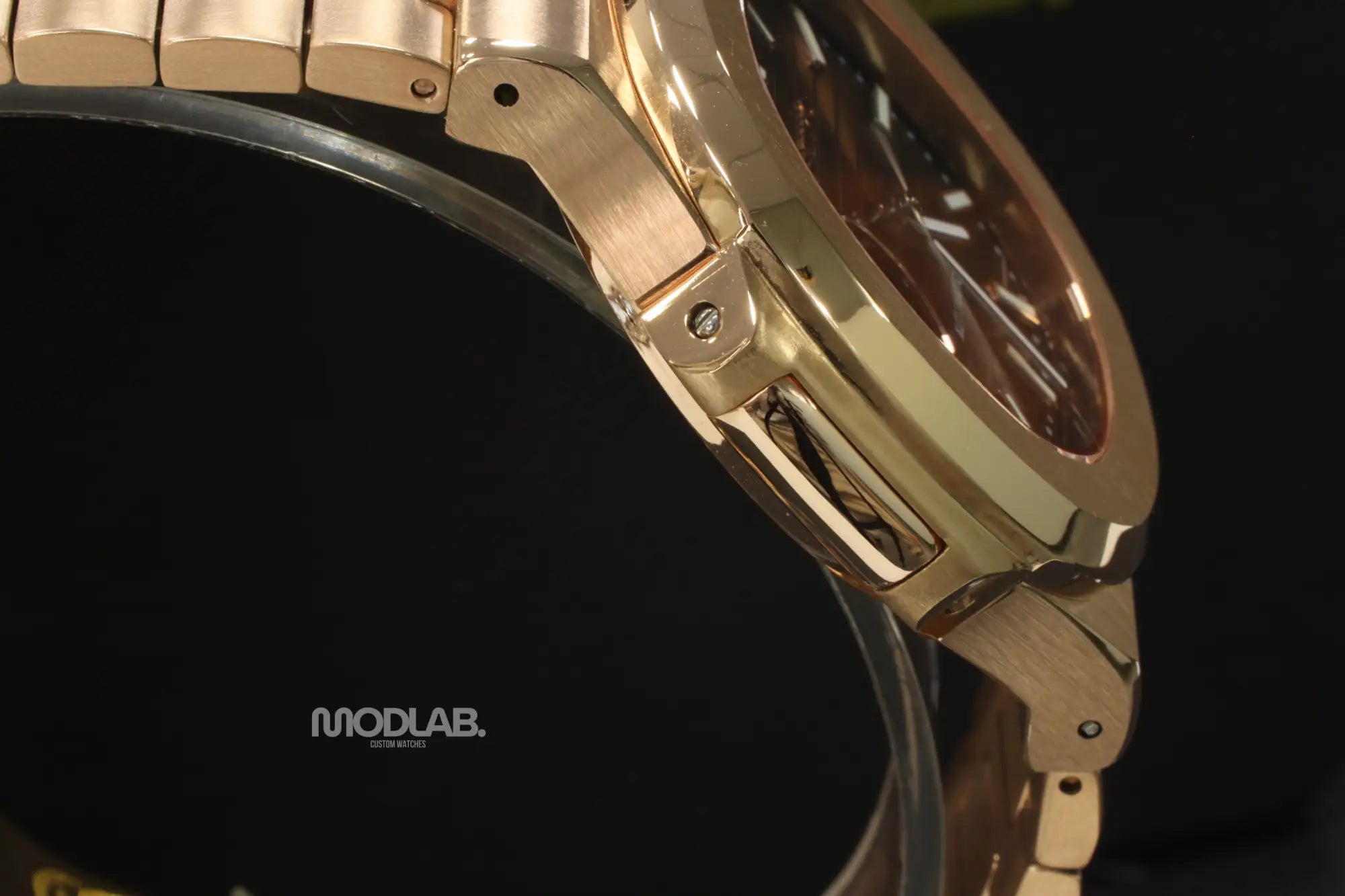 Nautiko | Rose Gold Chocolate Open Heart - Nautilus