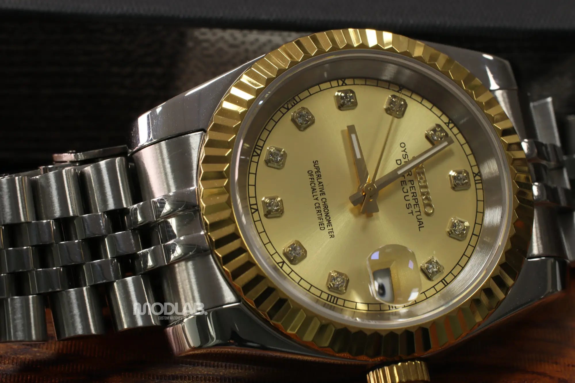 Seikojust | Gold Crystals - Datejust