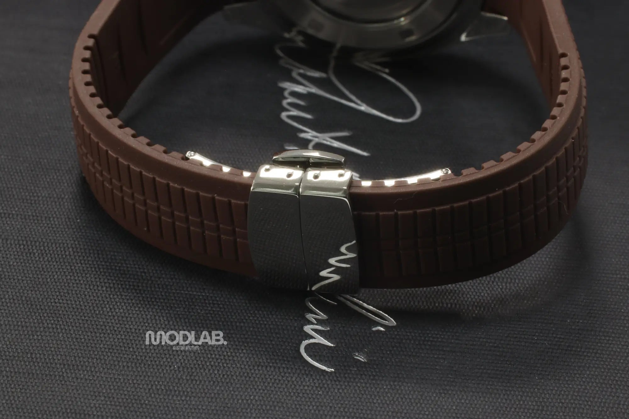 Seikonaut | Brown - Aquanaut