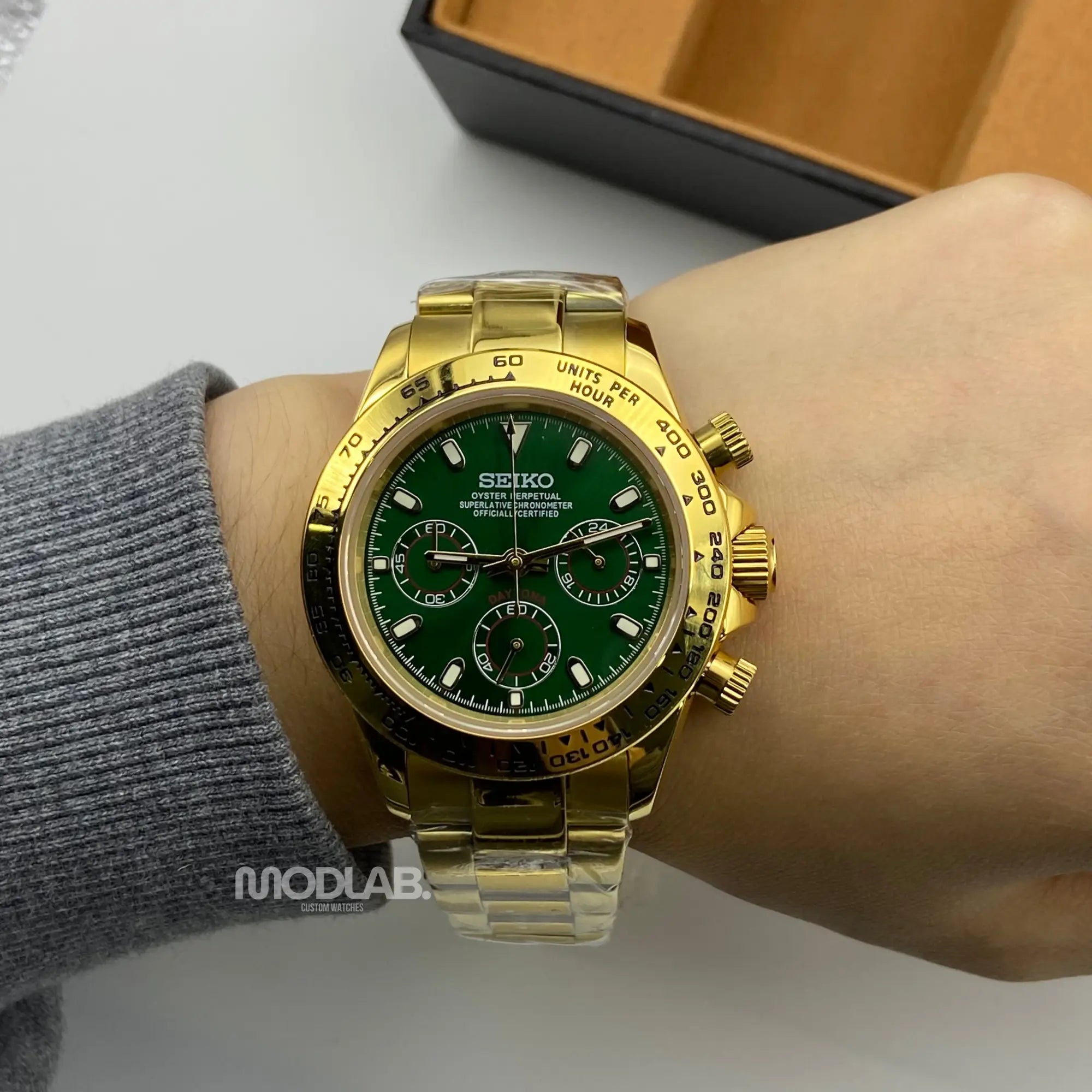 Seitona | Gold - Green - Daytona