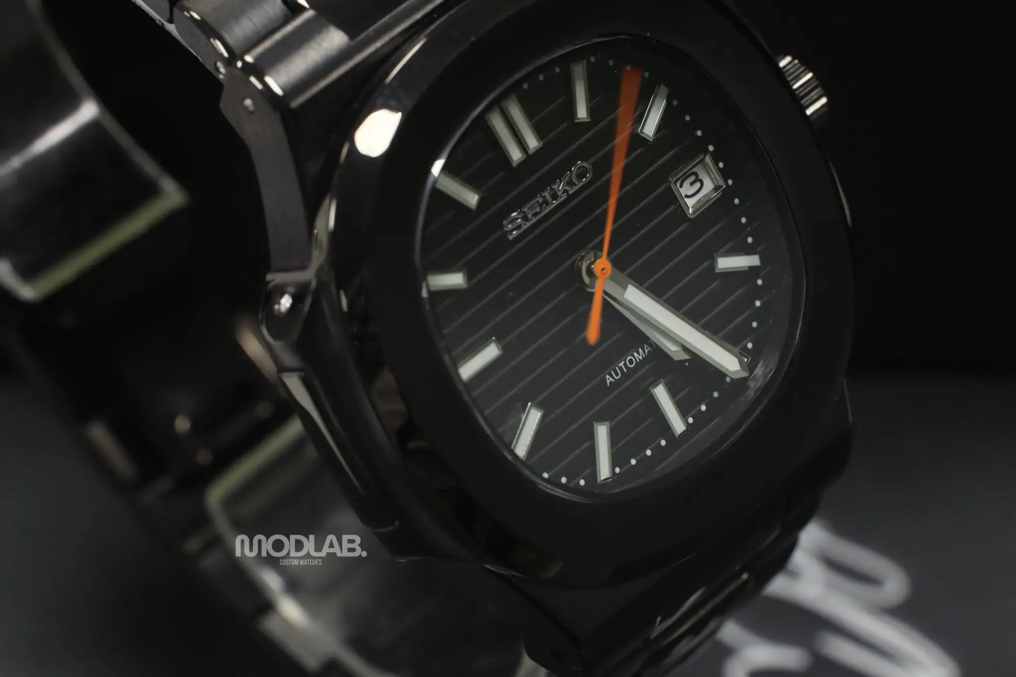 Nautiko | Black - Nautilus