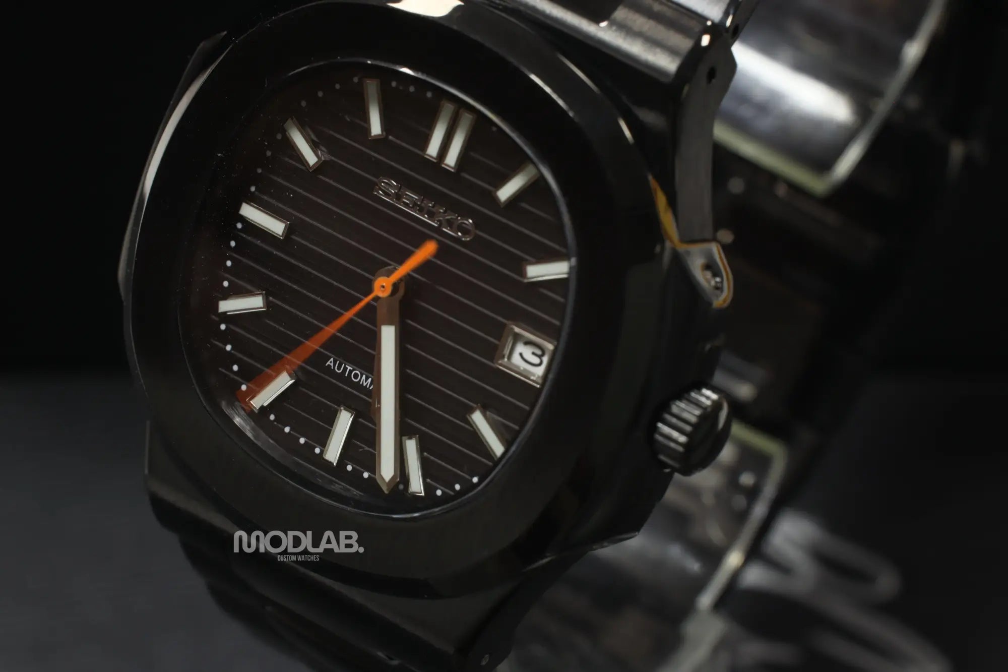 Nautiko | Black - Nautilus