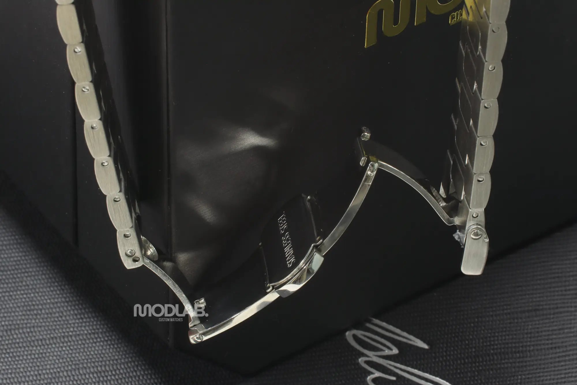 Nautiko | Olive Green Open Movement - Nautilus