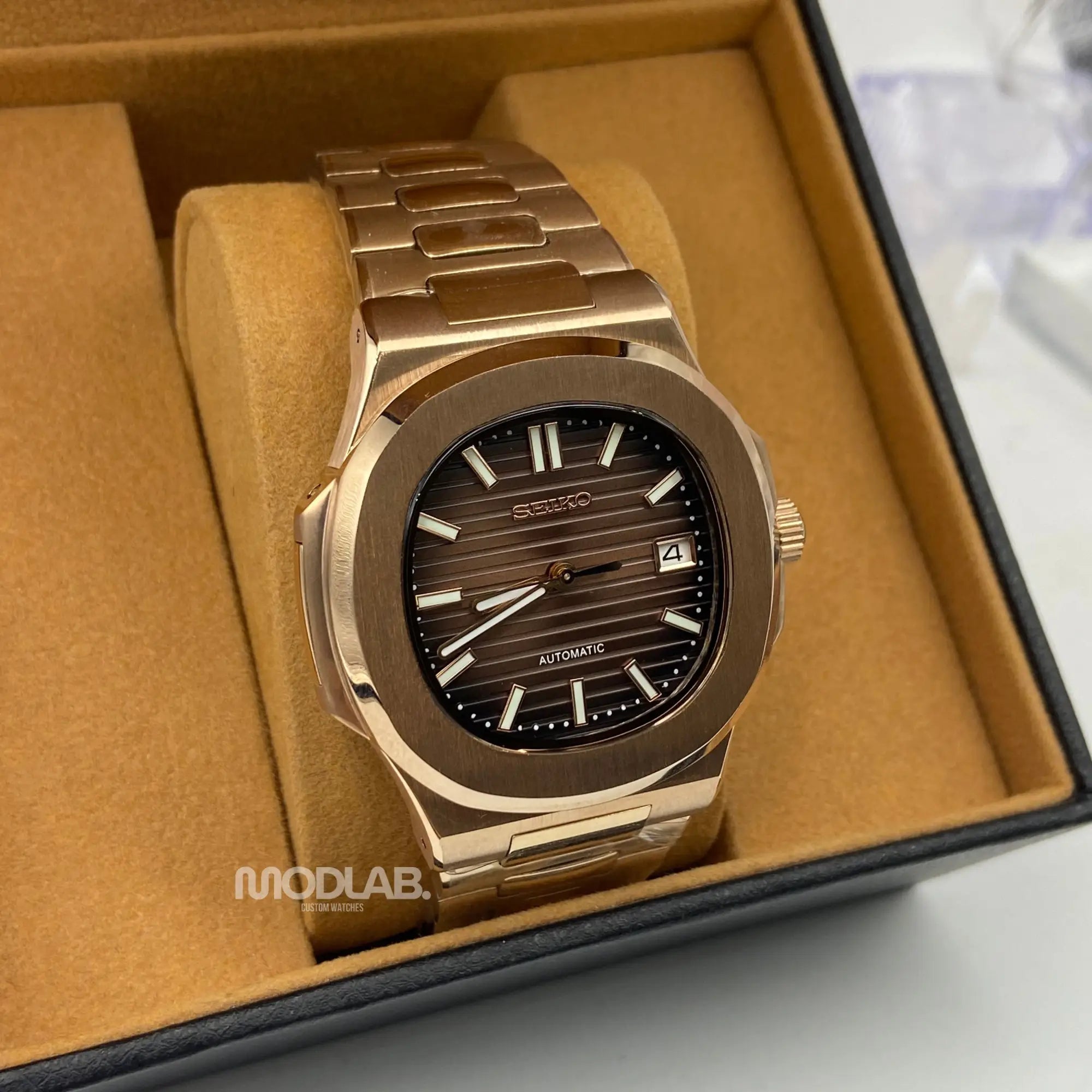 Nautiko | Rose Gold Chocolate - Nautilus