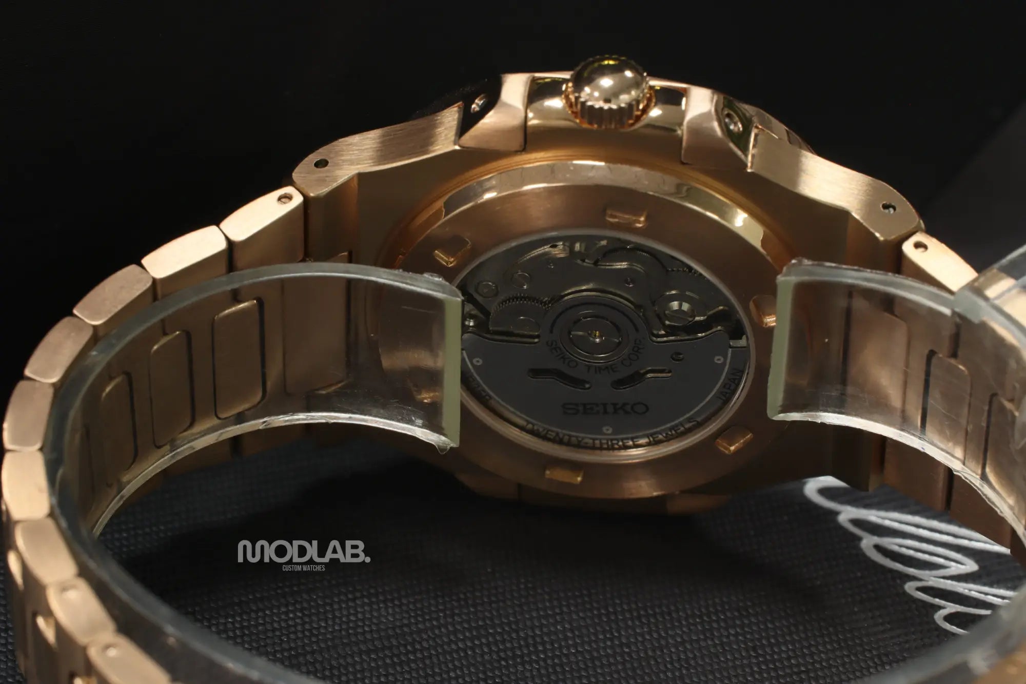 Nautiko | Rose Gold Chocolate Open Heart - Nautilus