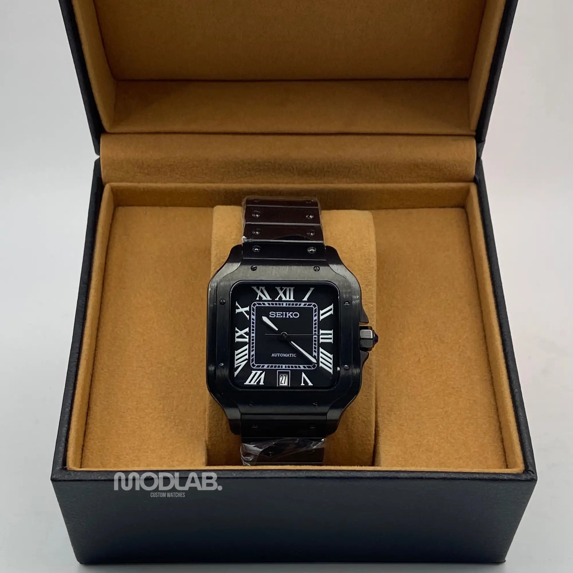 Santeiko | Black Ghost Roman - Santos