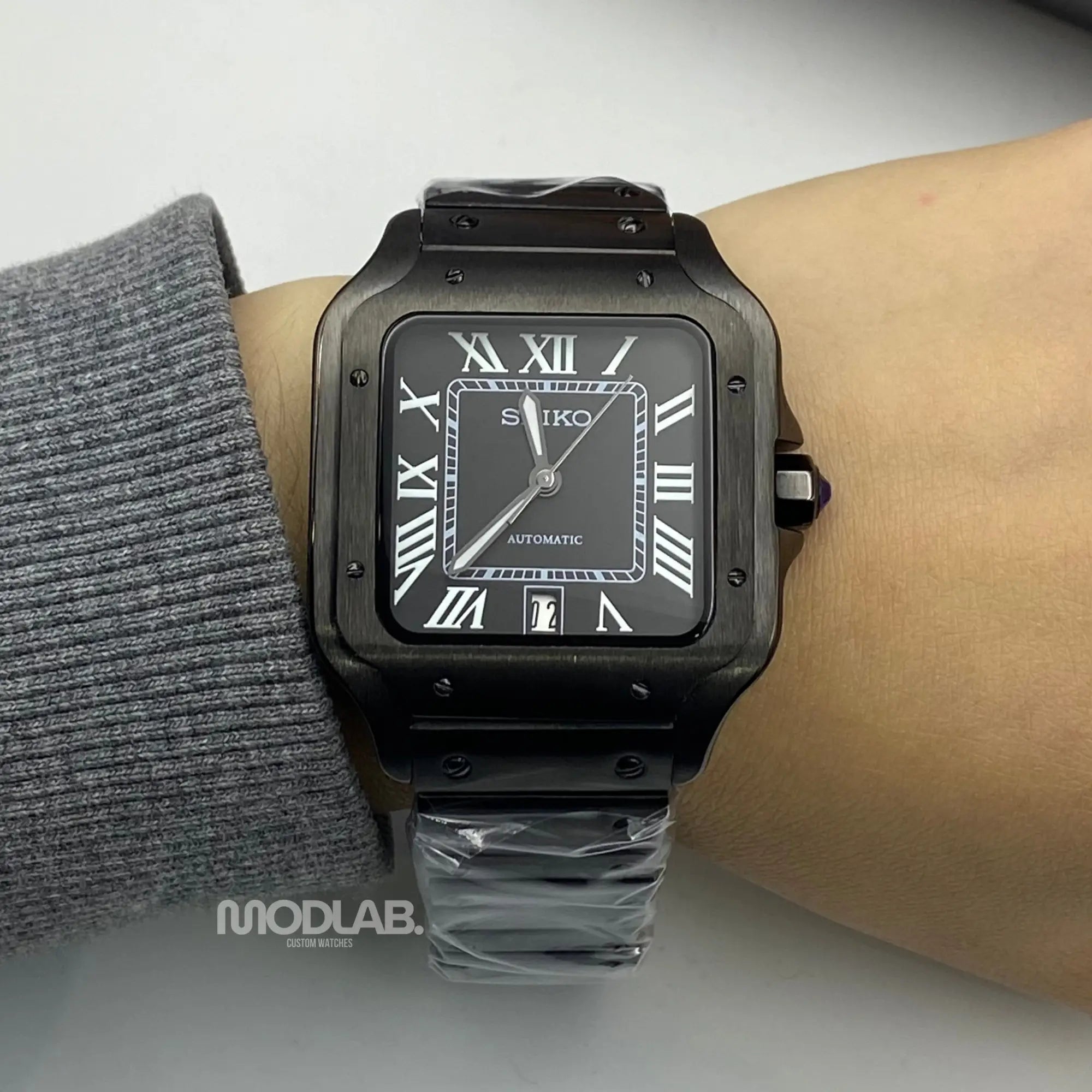 Santeiko | Black Ghost Roman - Santos