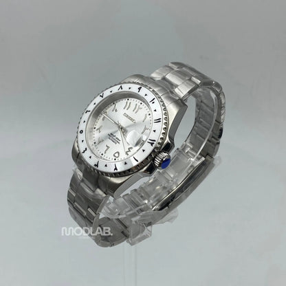 Seikomariner | White Arabic - Submariner / GMT