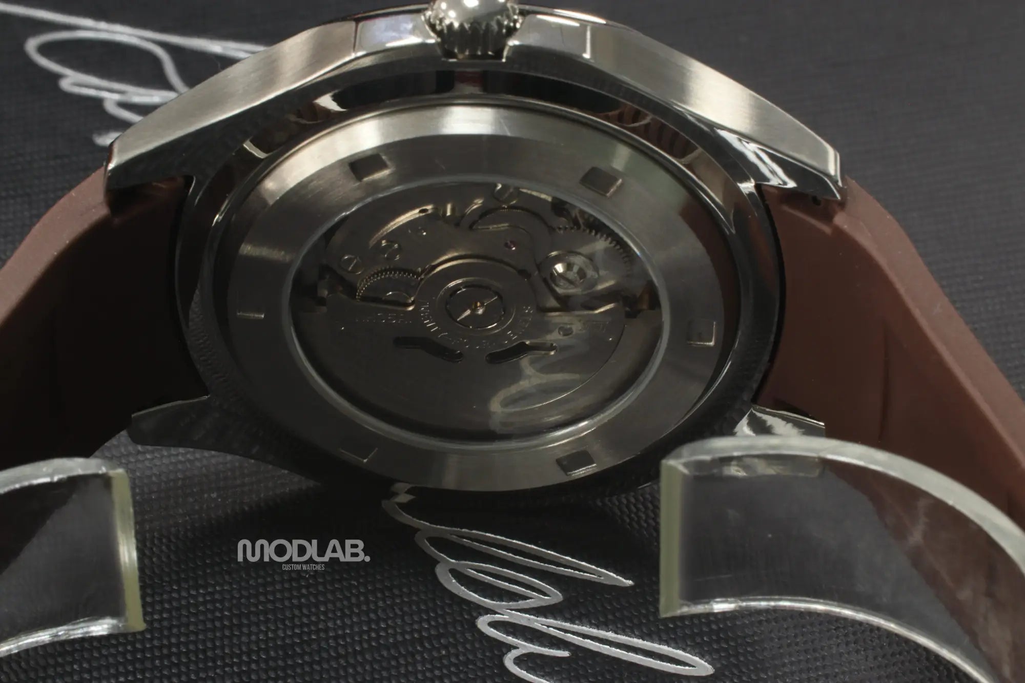 Seikonaut | Brown - Aquanaut