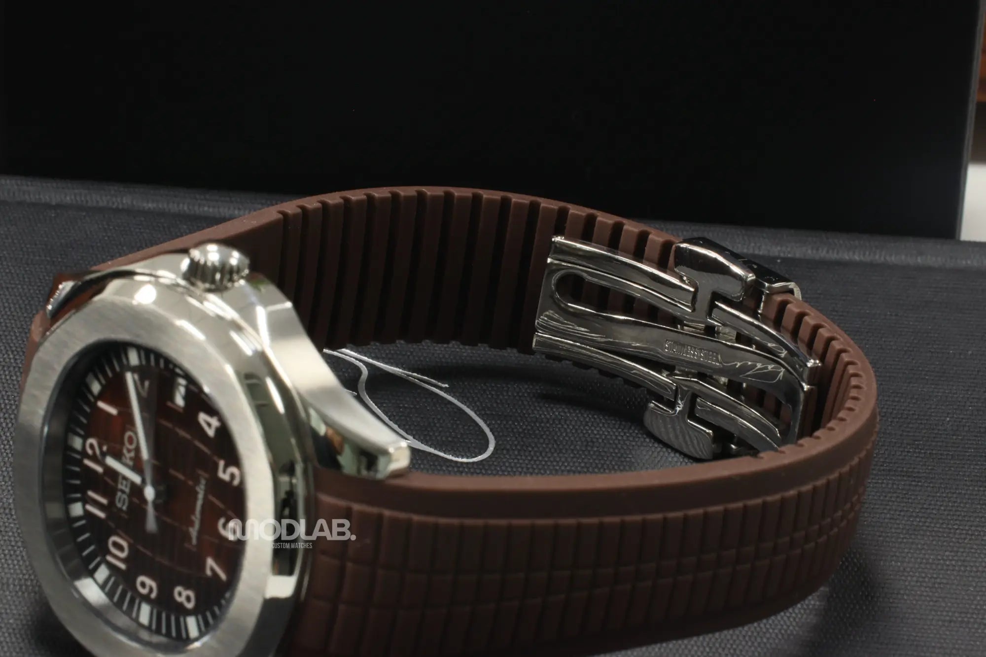 Seikonaut | Brown - Aquanaut